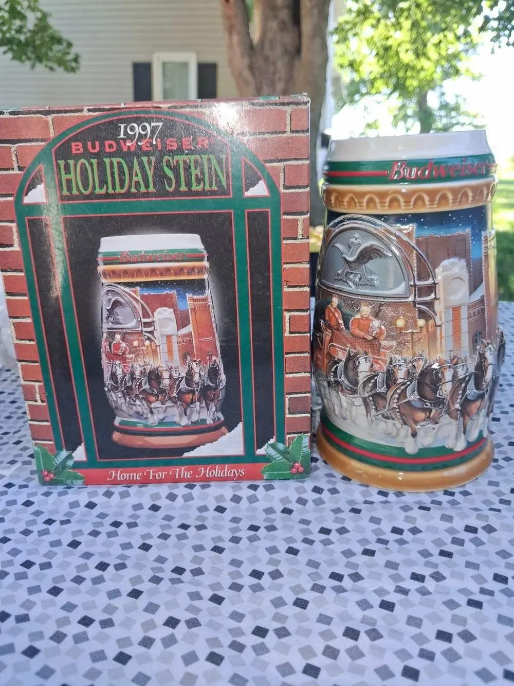 Budweiser 1997 Home For The Holidays Holiday Stein Collectible Breweriana